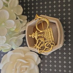 Vintage 1928 Gold Tone Music Ballet Opera House Art Brooch - Rare HTF